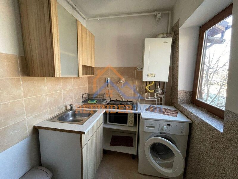 Berceni, apartament 3 camere de vanzare.
