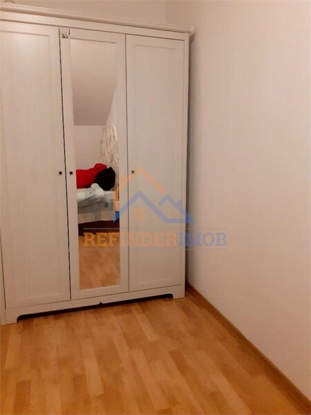 Berceni, apartament 3 camere de vanzare.